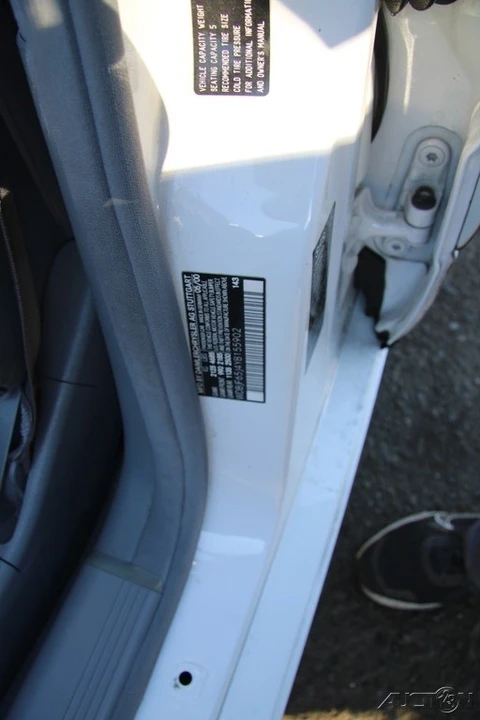2000 Mercedes-Benz W210 E-Class - Image 11 of 21