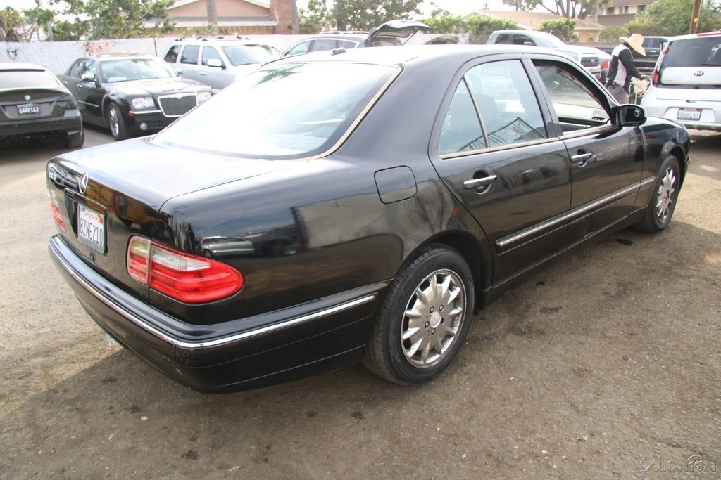2000 Mercedes-Benz W210 E-Class - Image 6 of 21