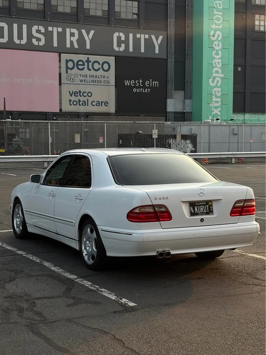 2000 Mercedes-Benz W210 E-Class - Image 6 of 11