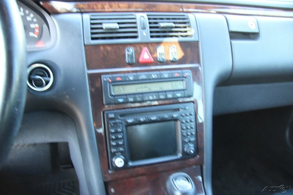 2000 Mercedes-Benz W210 E-Class - Image 18 of 21