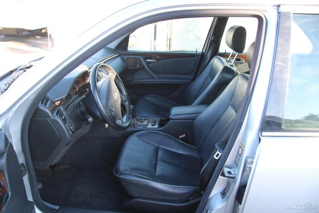 2000 Mercedes-Benz W210 E-Class - Image 13 of 21