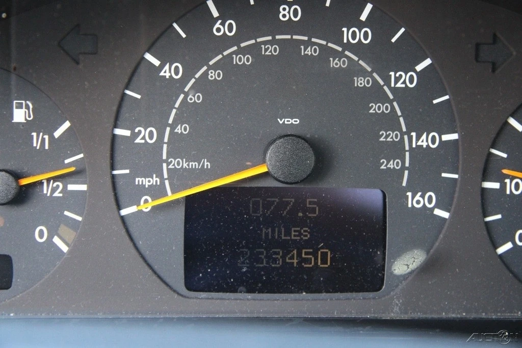 2000 Mercedes-Benz W210 E-Class - Image 17 of 21