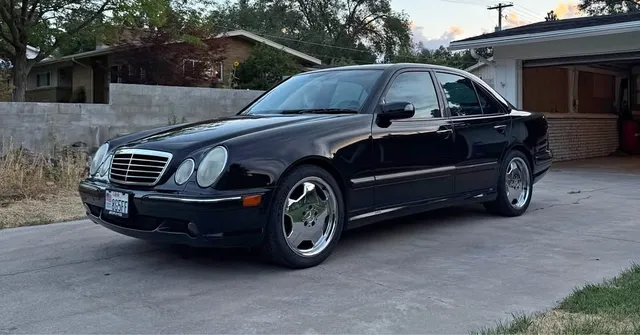 2000 Mercedes-Benz E-Class E 55 AMG Sedan 4D