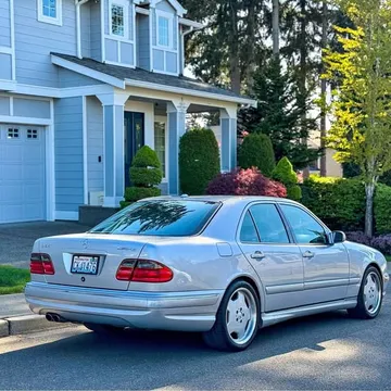 2000 Mercedes-Benz E-Class E 55 AMG Sedan 4D