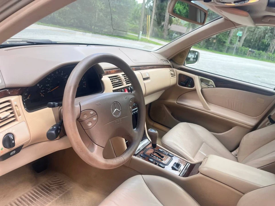 2000 Mercedes-Benz W210 E-Class - Image 10 of 21