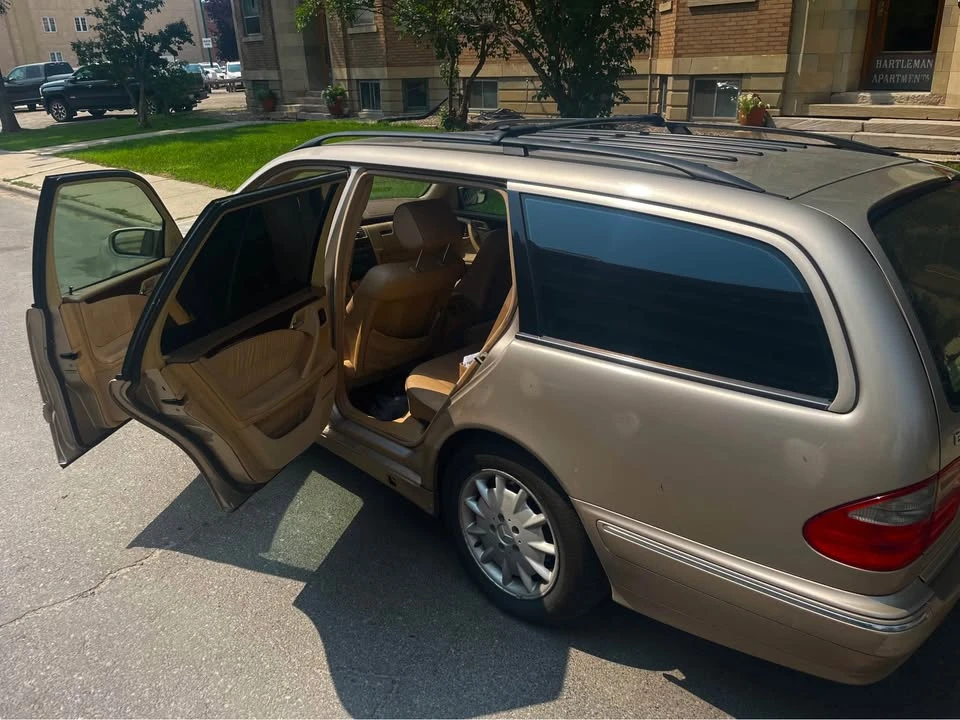 2000 Mercedes-Benz W210 E-Class - Image 2 of 6
