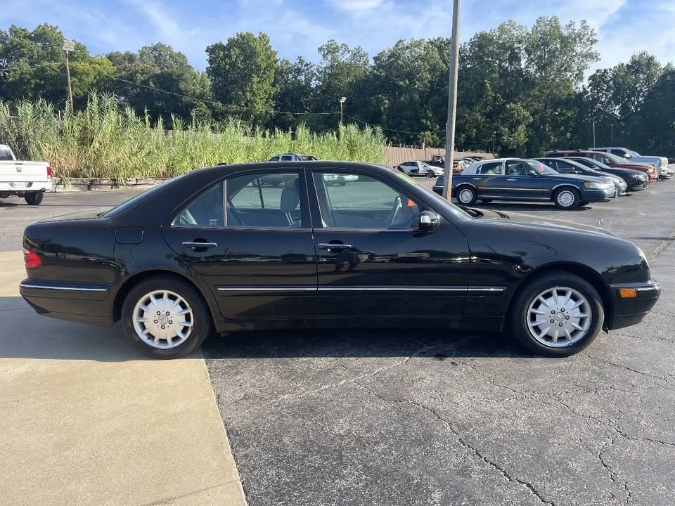 2000 Mercedes-Benz W210 E-Class - Image 5 of 9