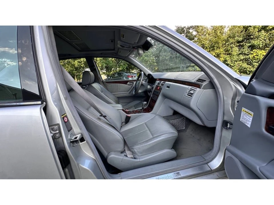 2000 Mercedes-Benz W210 E-Class - Image 17 of 20
