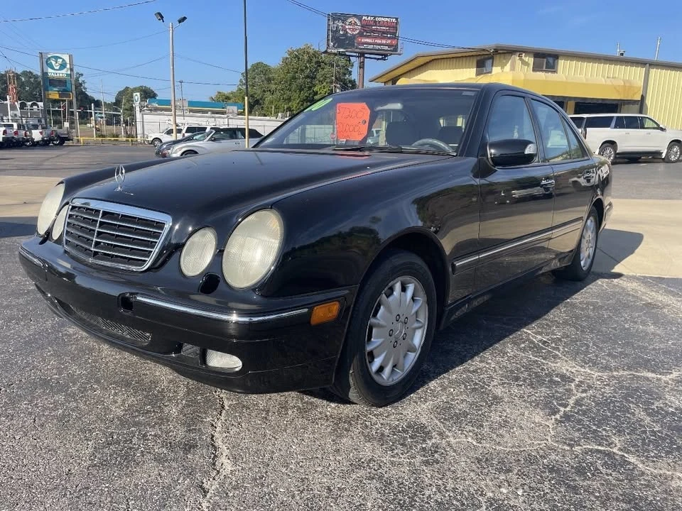 2000 Mercedes-Benz W210 E-Class - Image 2 of 9