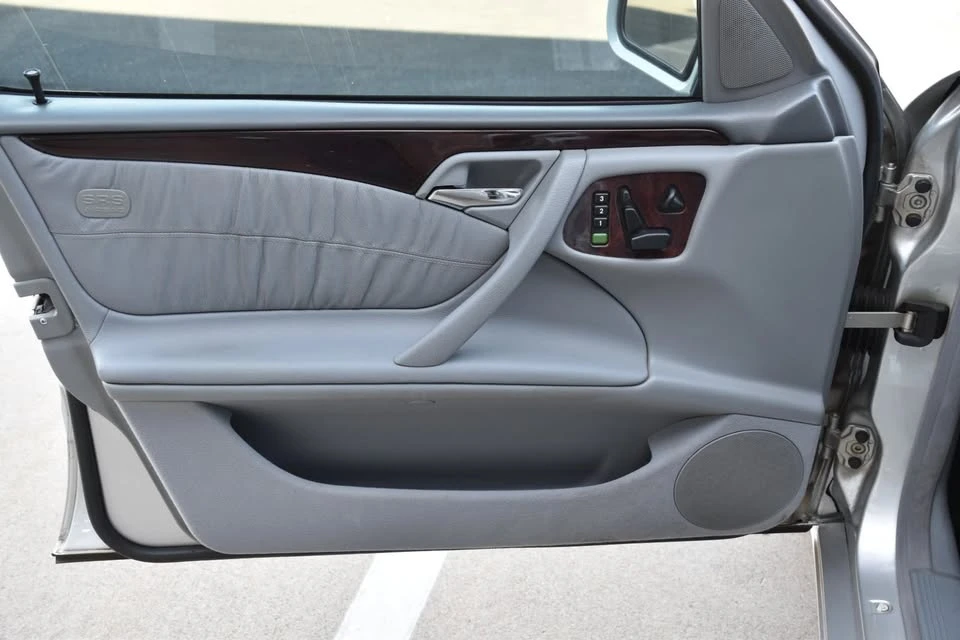 2000 Mercedes-Benz W210 E-Class - Image 14 of 20