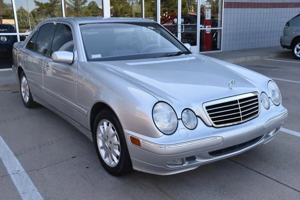 2000 Mercedes-Benz W210 E-Class - Image 2 of 20
