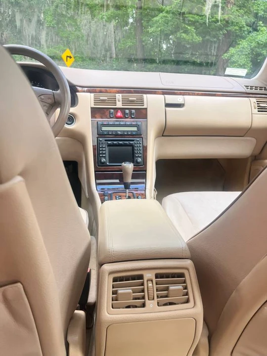 2000 Mercedes-Benz W210 E-Class - Image 13 of 23