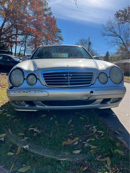 2000 Mercedes-Benz W210 E-Class - Image 2 of 9