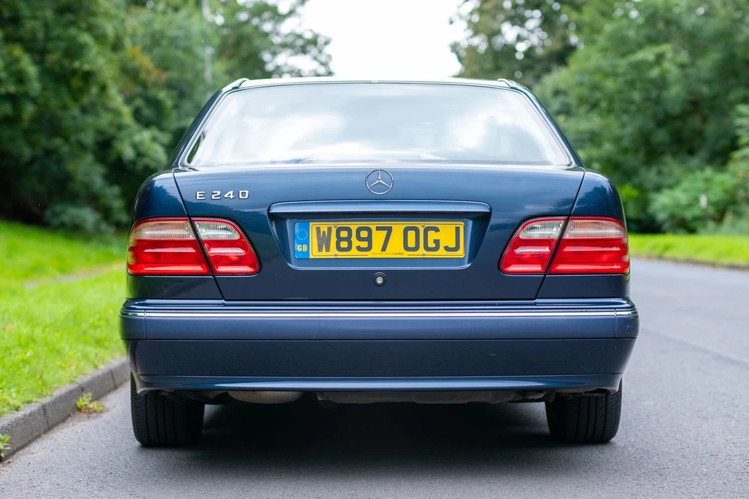 2000 Mercedes-Benz W210 E-Class - Image 16 of 30