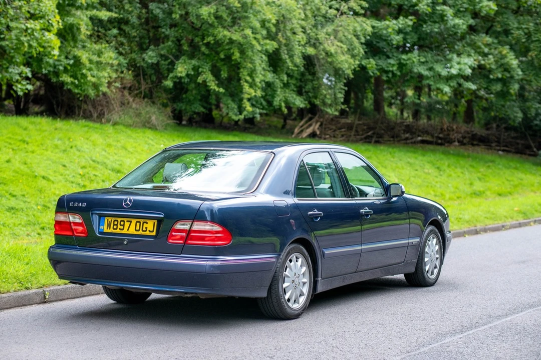 2000 Mercedes-Benz W210 E-Class - Image 11 of 30