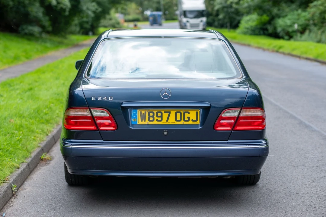 2000 Mercedes-Benz W210 E-Class - Image 15 of 30