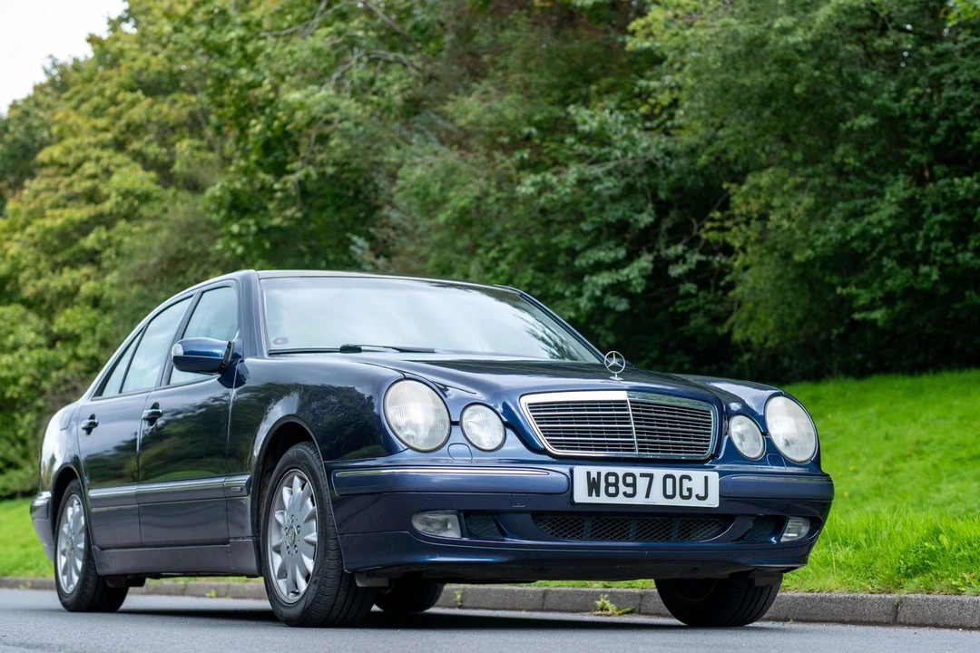 2000 Mercedes-Benz W210 E-Class - Image 3 of 30