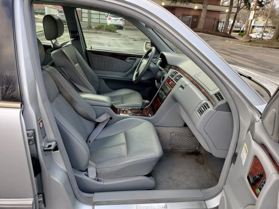 2000 Mercedes-Benz W210 E-Class - Image 10 of 16