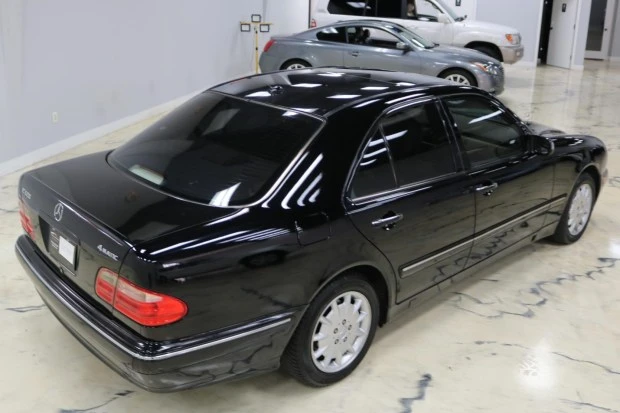 2000 Mercedes-Benz W210 E-Class - Image 2 of 8