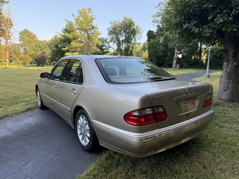2000 Mercedes-Benz W210 E-Class - Image 4 of 31