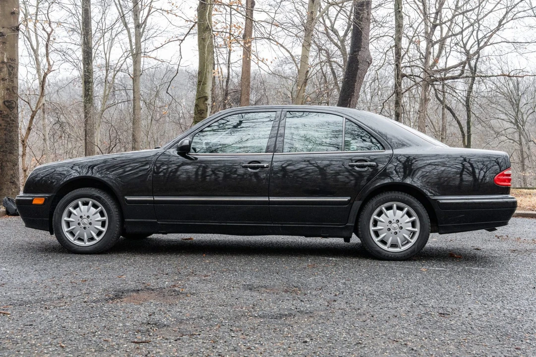2000 Mercedes-Benz W210 E-Class - Image 3 of 7