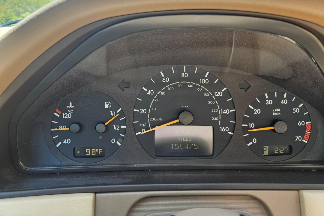 2000 Mercedes-Benz W210 E-Class - Image 30 of 31