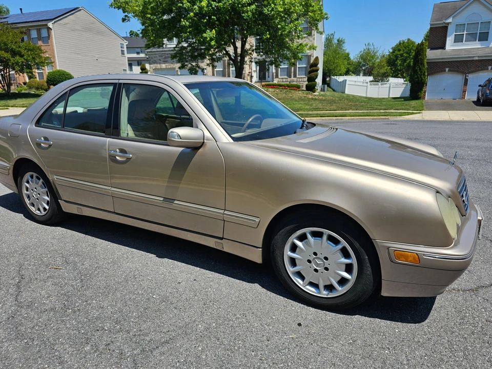 2000 Mercedes-Benz W210 E-Class - Image 13 of 31