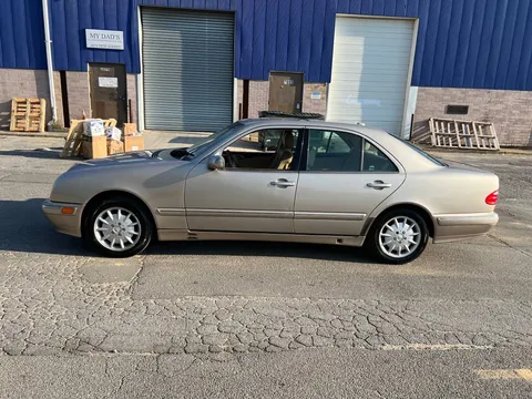 2000 Mercedes-Benz E320 AWD