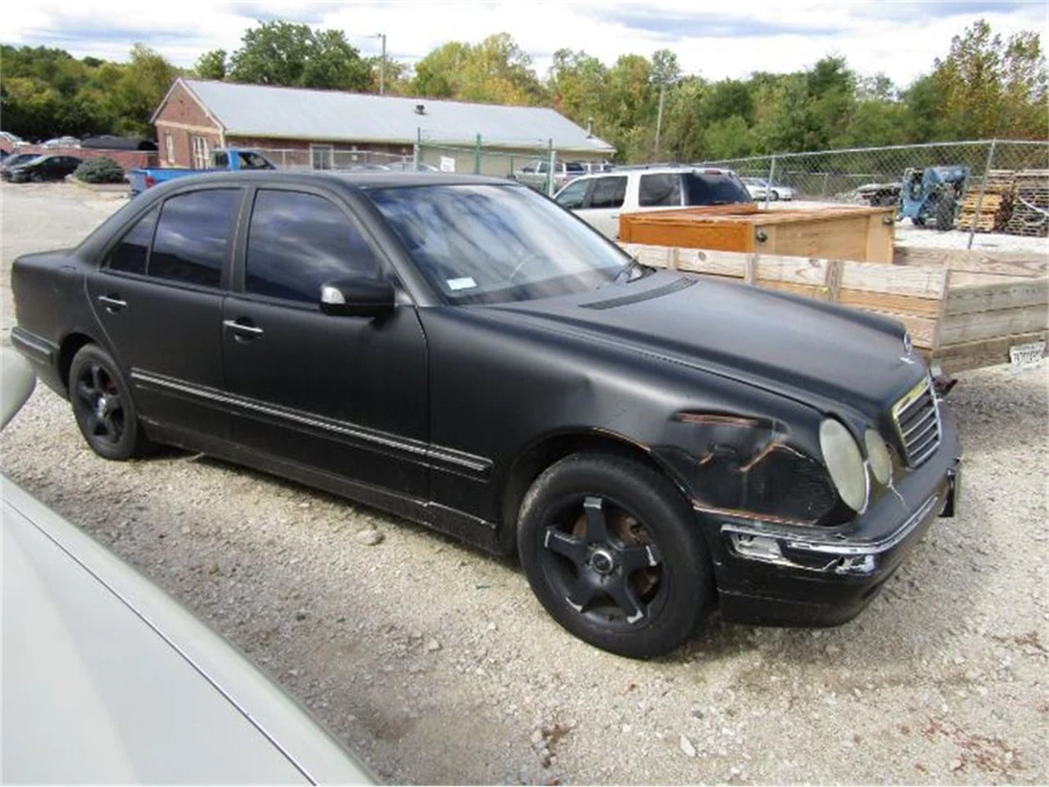 2000 Mercedes-Benz W210 E-Class - Image 3 of 3