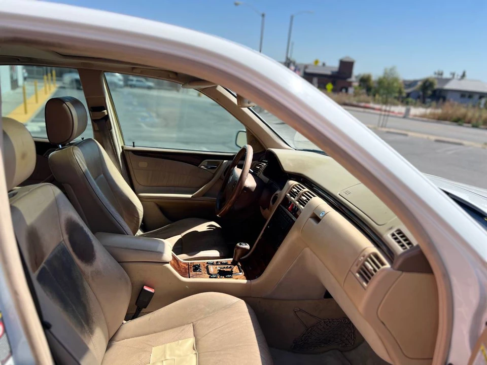 2000 Mercedes-Benz W210 E-Class - Image 14 of 22