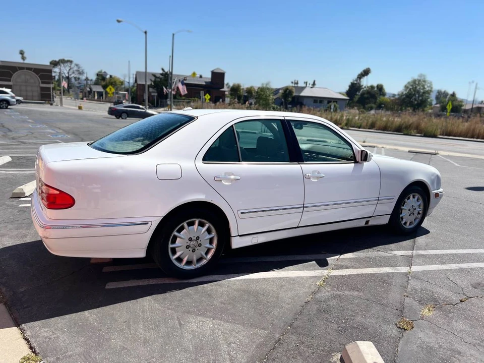 2000 Mercedes-Benz W210 E-Class - Image 6 of 22