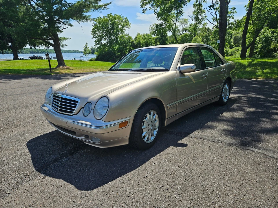 2000 Mercedes-Benz W210 E-Class - Image 8 of 31