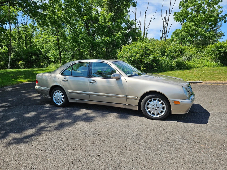 2000 Mercedes-Benz W210 E-Class - Image 18 of 31