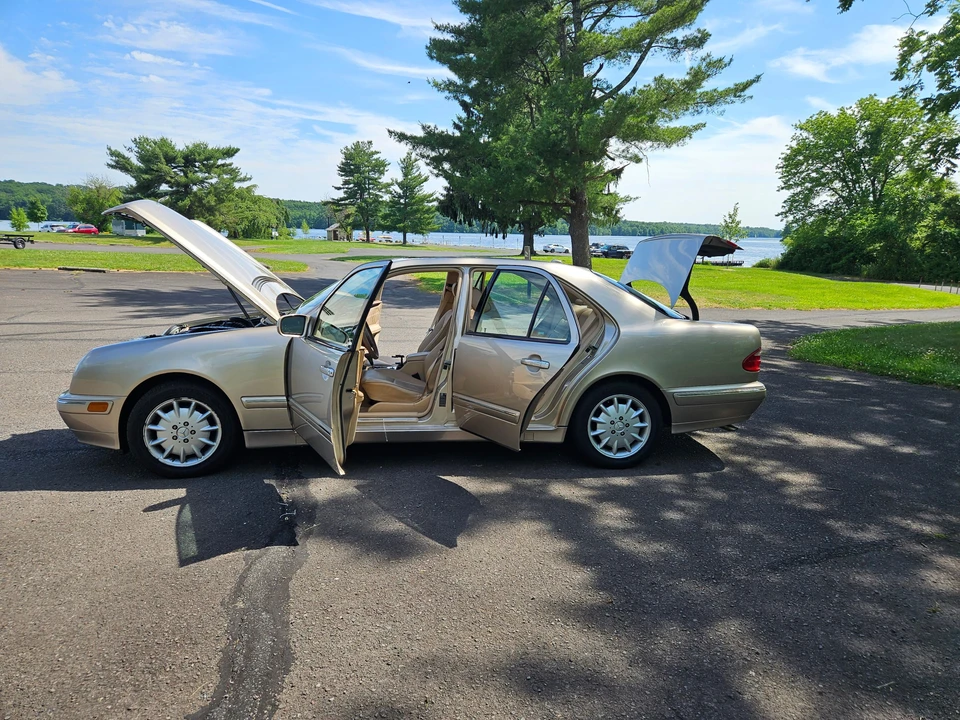 2000 Mercedes-Benz W210 E-Class - Image 29 of 31