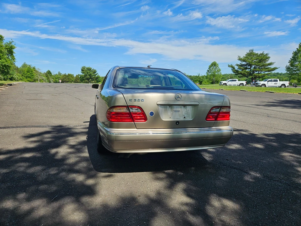 2000 Mercedes-Benz W210 E-Class - Image 12 of 31