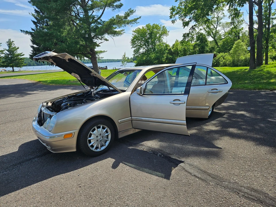 2000 Mercedes-Benz W210 E-Class - Image 26 of 31