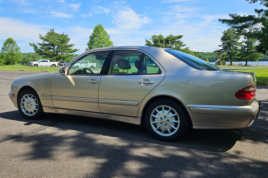 2000 Mercedes-Benz W210 E-Class - Image 4 of 31