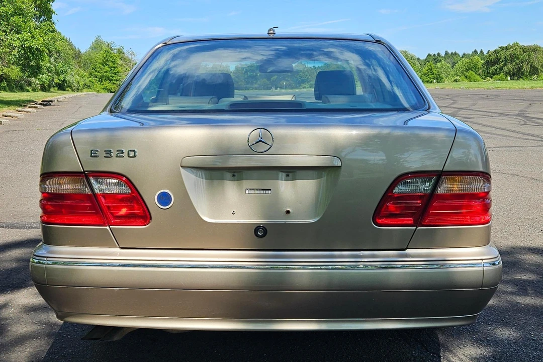 2000 Mercedes-Benz W210 E-Class - Image 5 of 31