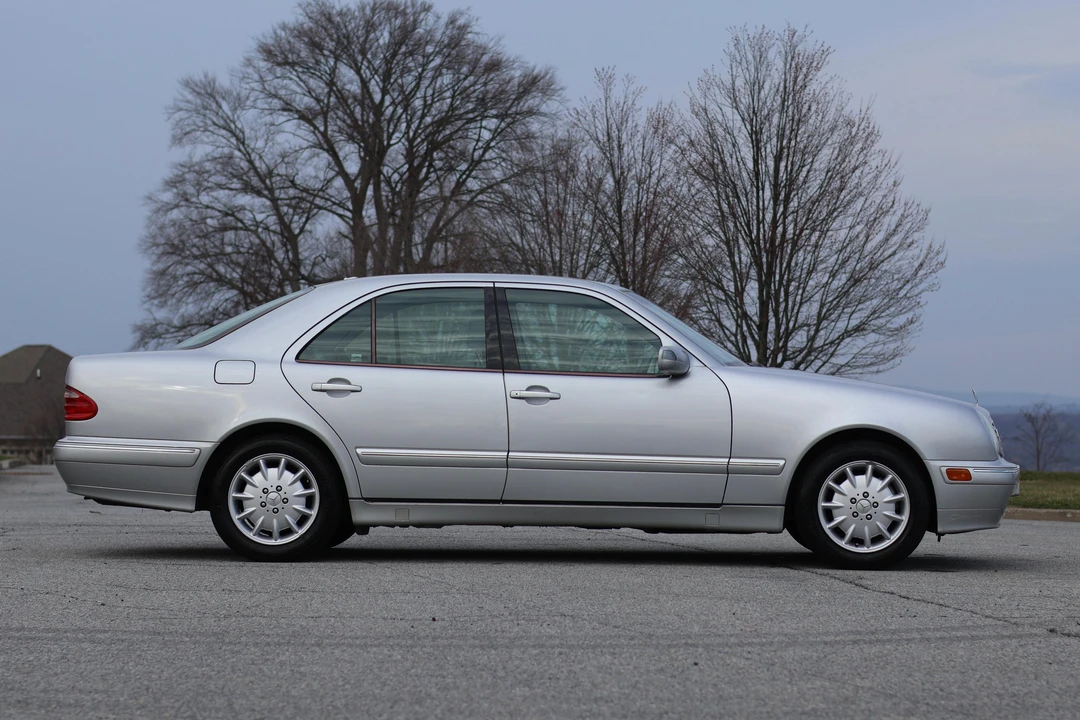 2000 Mercedes-Benz W210 E-Class - Image 12 of 31