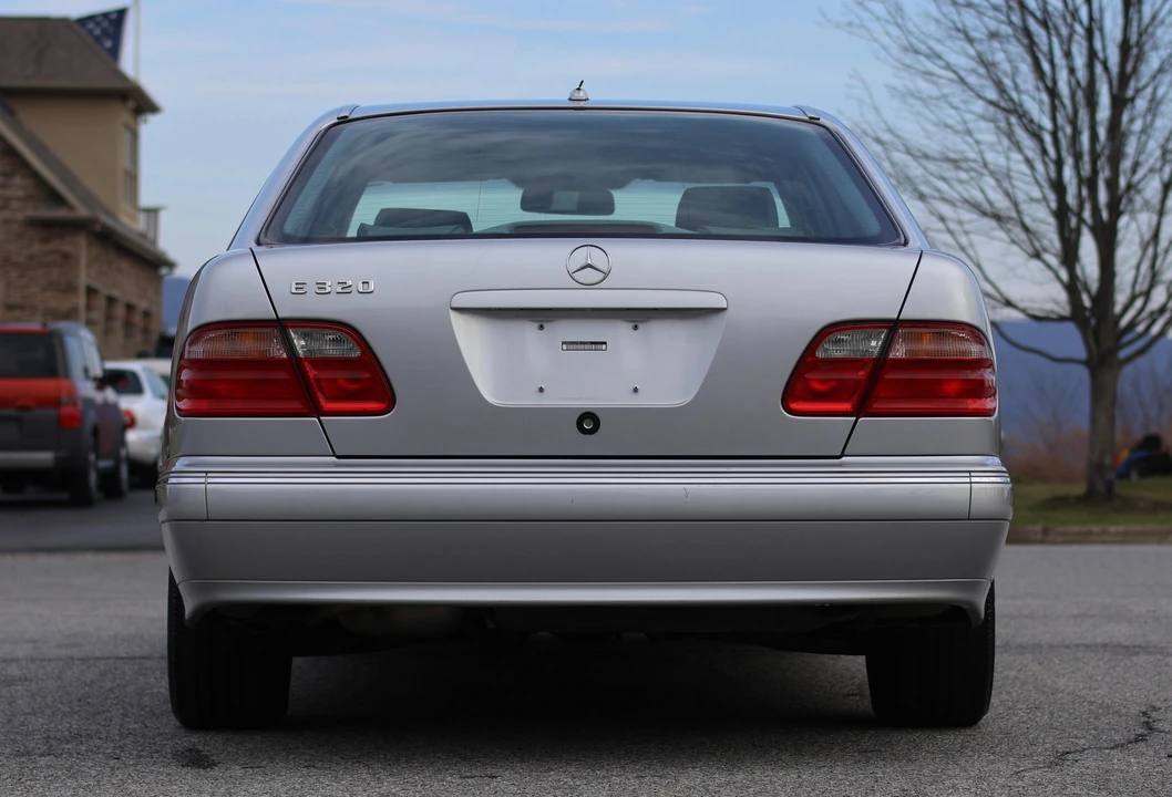 2000 Mercedes-Benz W210 E-Class - Image 5 of 31