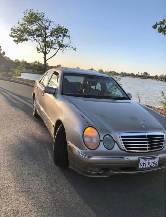 2000 Mercedes-Benz W210 E-Class - Image 10 of 11