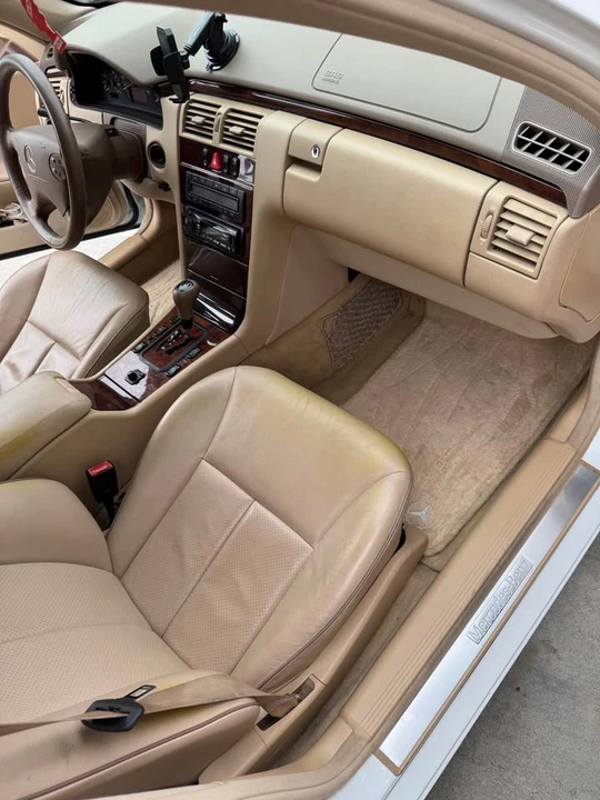 2000 Mercedes-Benz W210 E-Class - Image 11 of 15