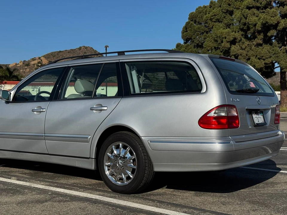 2000 Mercedes-Benz W210 E-Class - Image 2 of 24