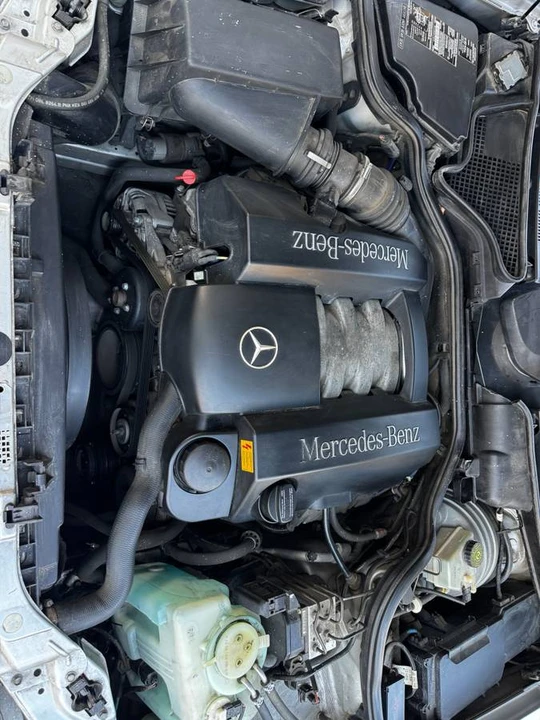 2000 Mercedes-Benz W210 E-Class - Image 10 of 24