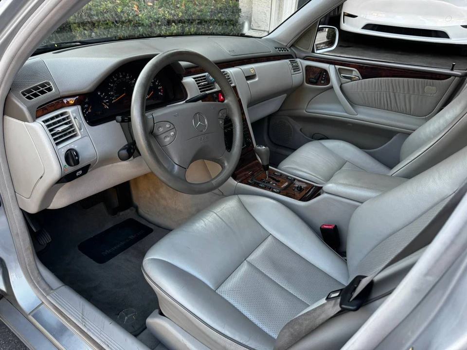 2000 Mercedes-Benz W210 E-Class - Image 12 of 24