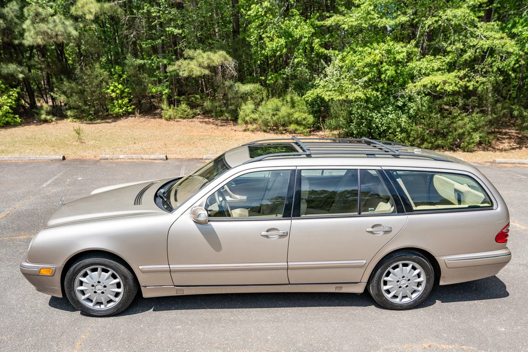 2000 Mercedes-Benz W210 E-Class - Image 23 of 31