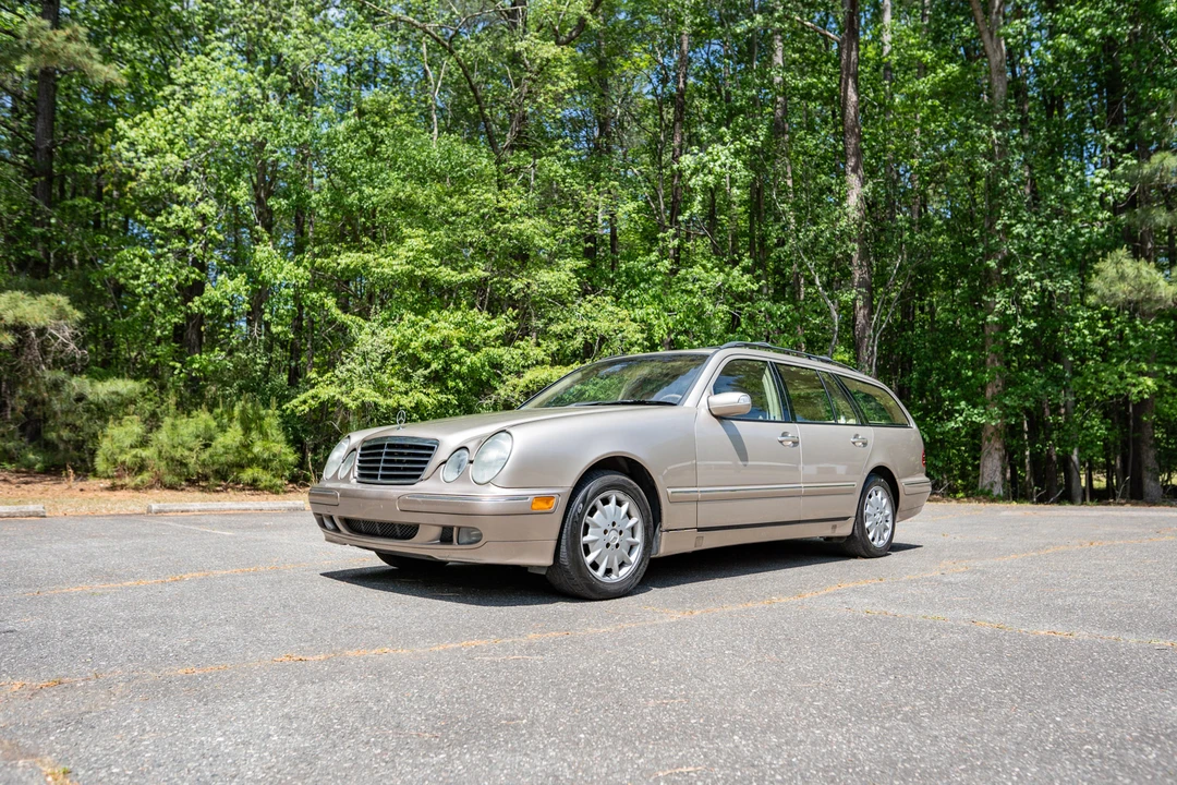 2000 Mercedes-Benz W210 E-Class - Image 3 of 31