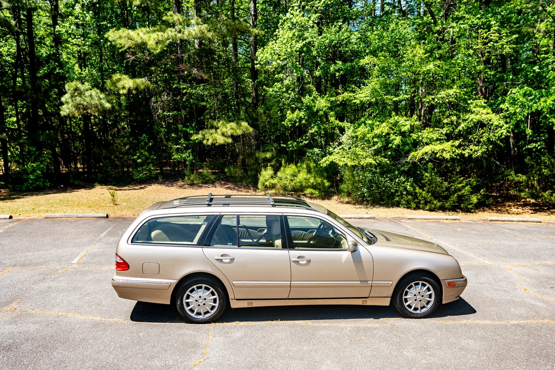 2000 Mercedes-Benz W210 E-Class - Image 10 of 31