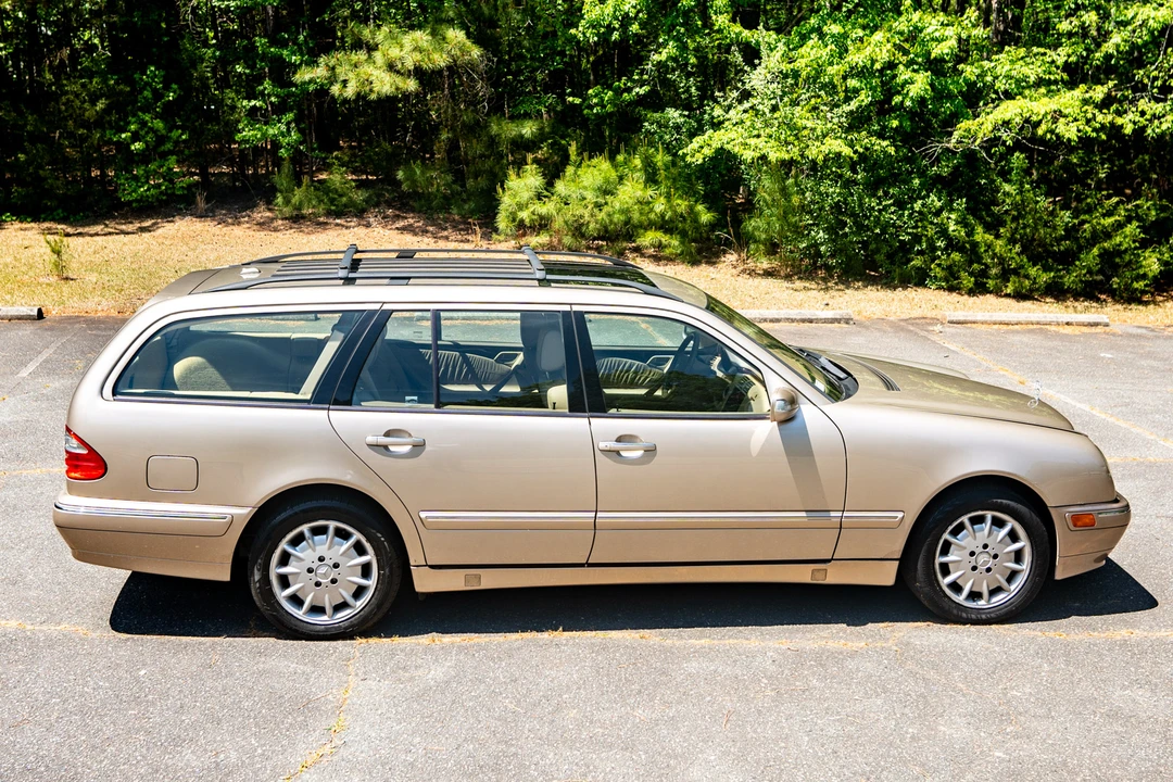 2000 Mercedes-Benz W210 E-Class - Image 11 of 31