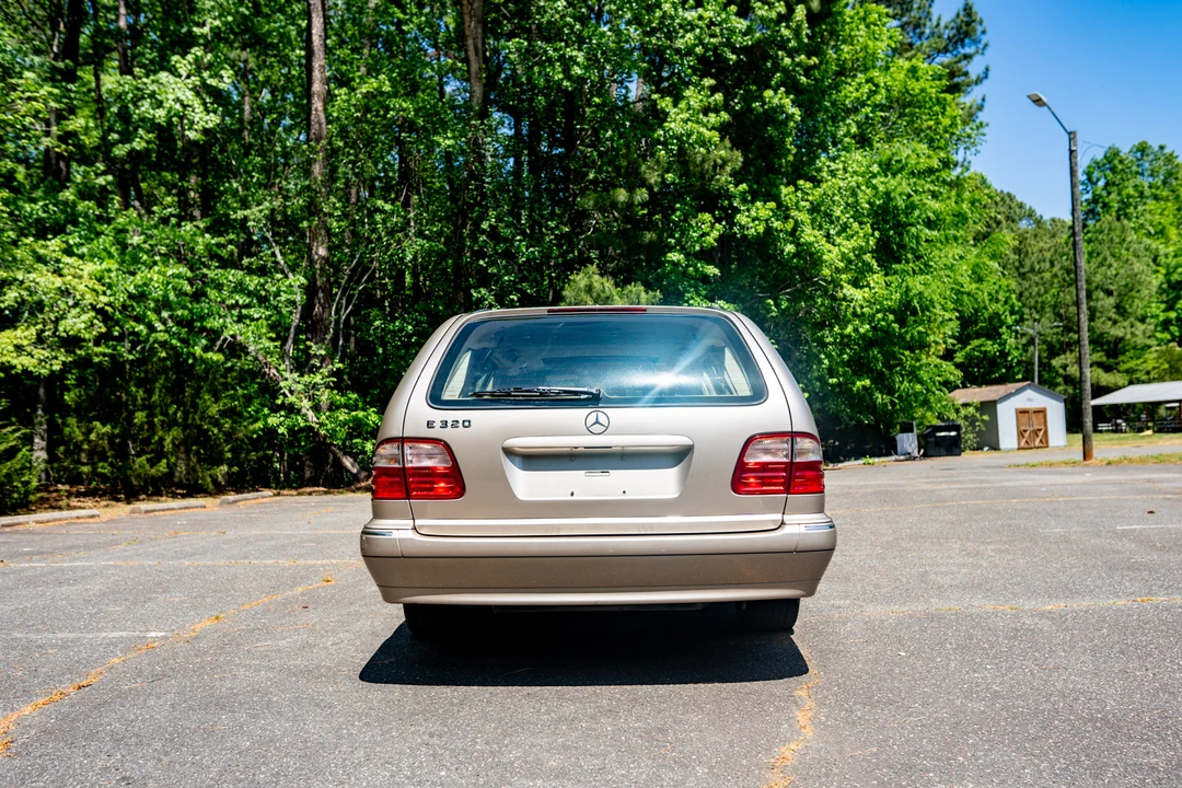 2000 Mercedes-Benz W210 E-Class - Image 18 of 31